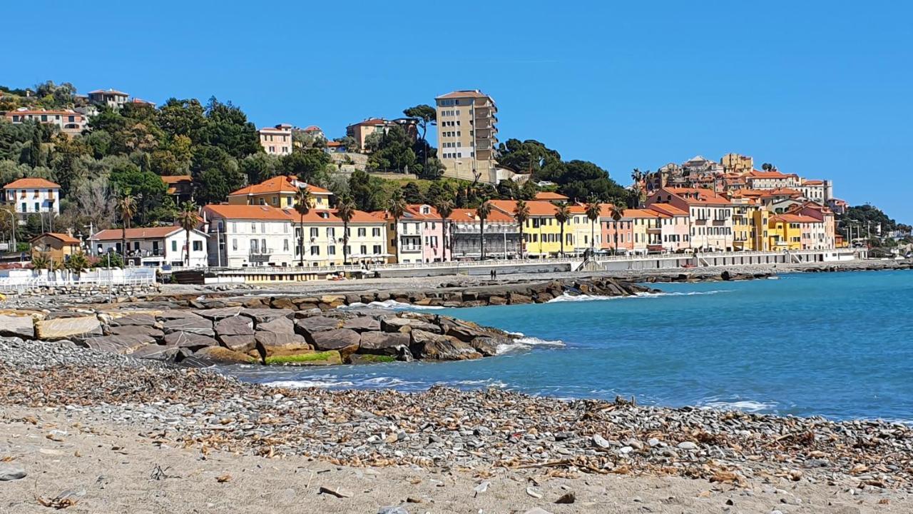 Апартаменты Borgo Prino Империя Экстерьер фото